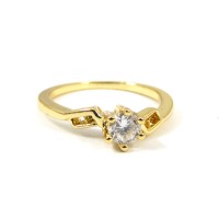 Solitaire Geo Crystal Cubic Zirconia 18k Gold Ring